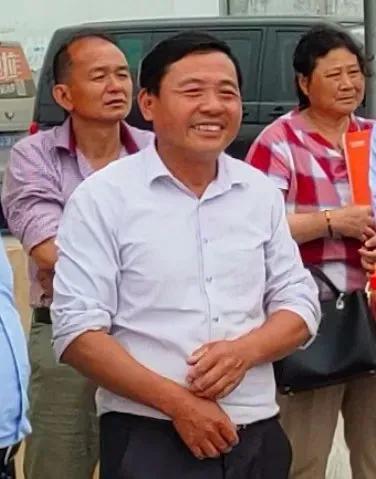 堅持養殖蛋雞30年上半年虧損幾十萬 靠雞糞賺回來